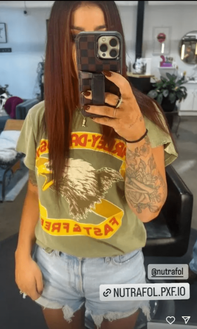 Image Source: Instagram | @chelseahouska