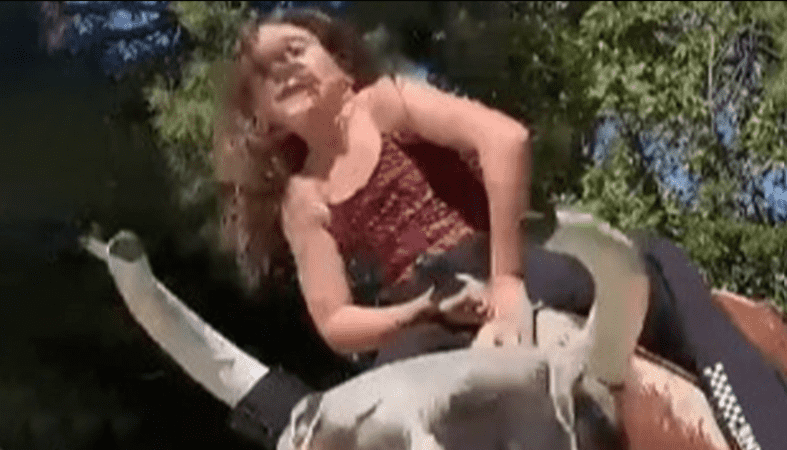 Image Source: Instagram | @letthelordbewithyou