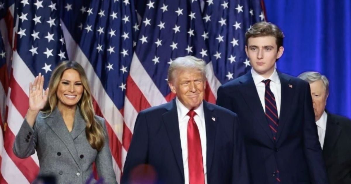 Melania Trump, Donald Trump, and Barron Trump- ( Instagram|@barrotrump)