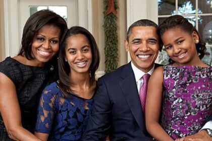 Barack Obama, Michelle Obama, and daughters Sasha and Malia