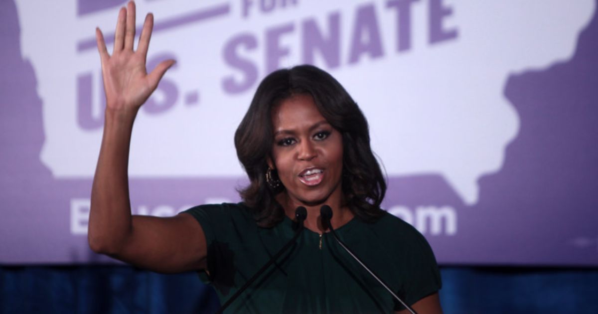 Michelle Obama Waving
