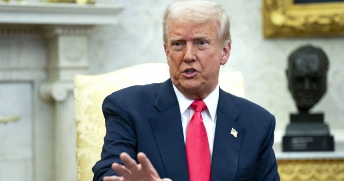 Donald Trump Supporting Grandpa Makes His Granddaughter Uncomfortable