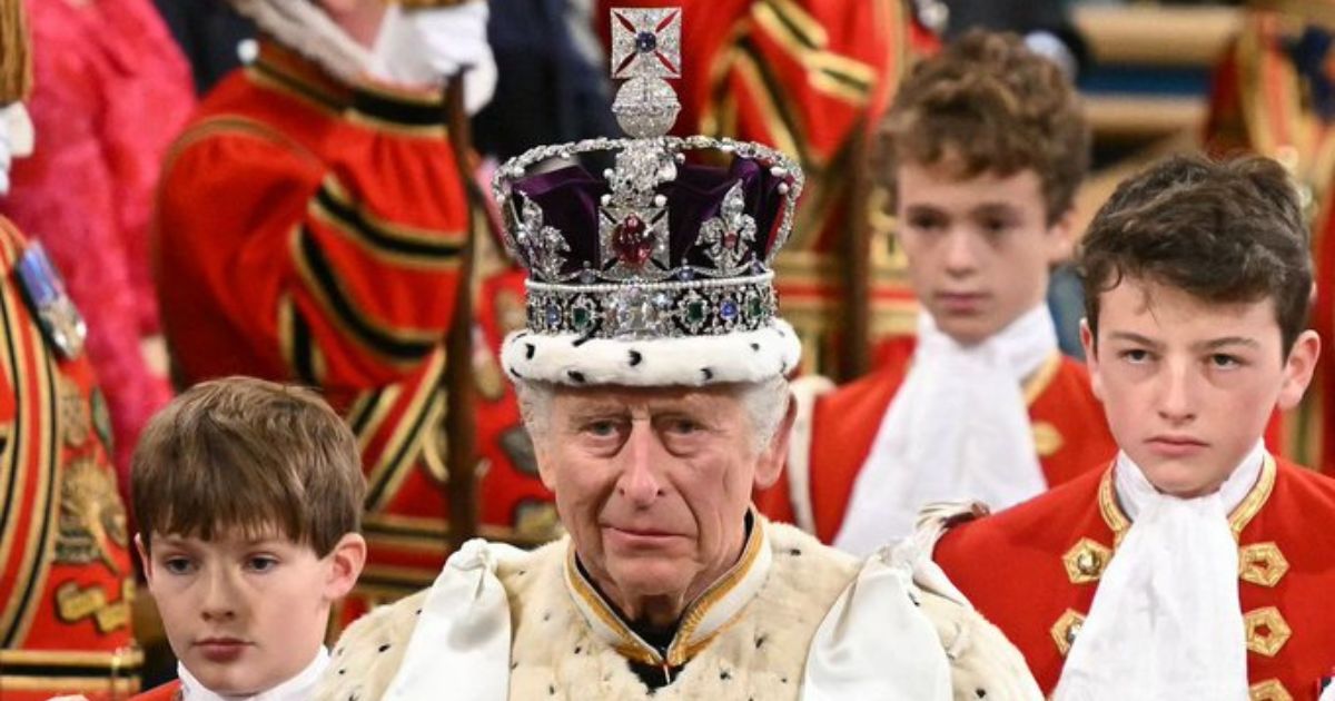 King Charles III briefly hospitalized for side effects from cancer treatment