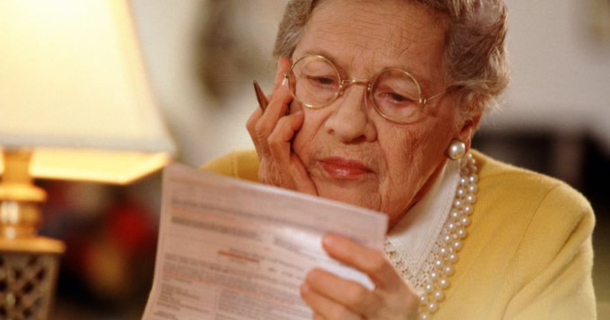 5 Social Security Mistakes Retirees Don’t Realize Are Keeping Them Poor