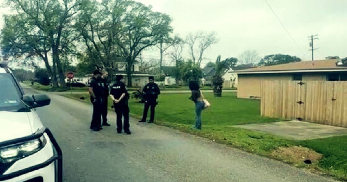 Black Woman Detained for Walking Wrong Side of Road