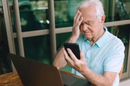 82 year old man falsely declared dead by Social Security Services