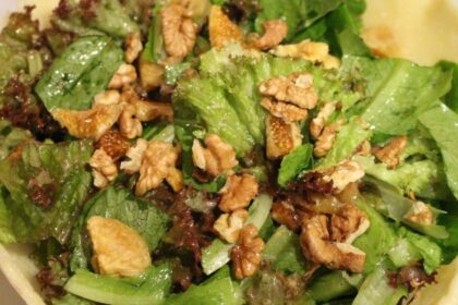 Walnut and Lettuce Salad in breakfast!