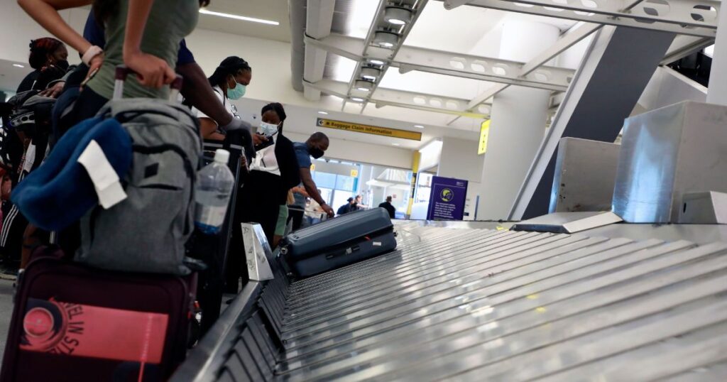 Tips from Airport workers and travelers