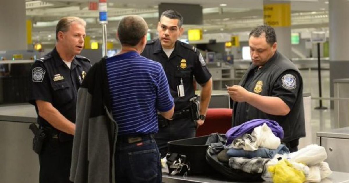 Green Card Holders Detained at Airports