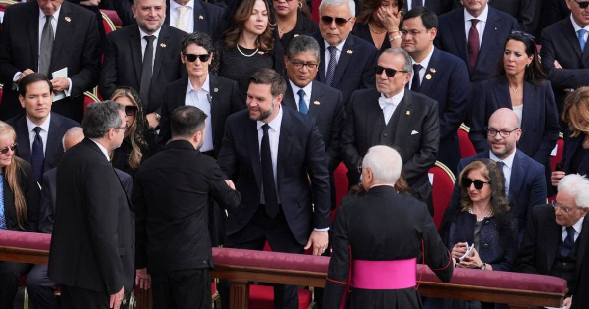 JD Vance and Zelenskyy Shake Hands