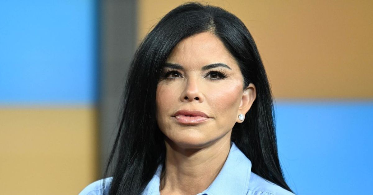 Lauren Sanchez's make up fails
