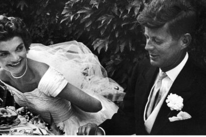 jfk and Jackie kennedy