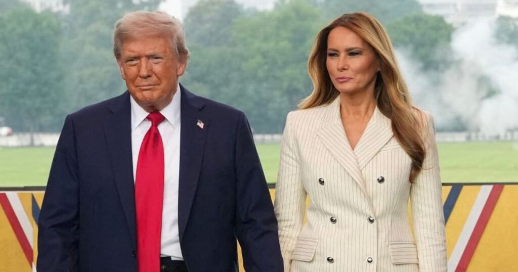 Melania’s 'Fake Smile' to Trump Caught on Camera