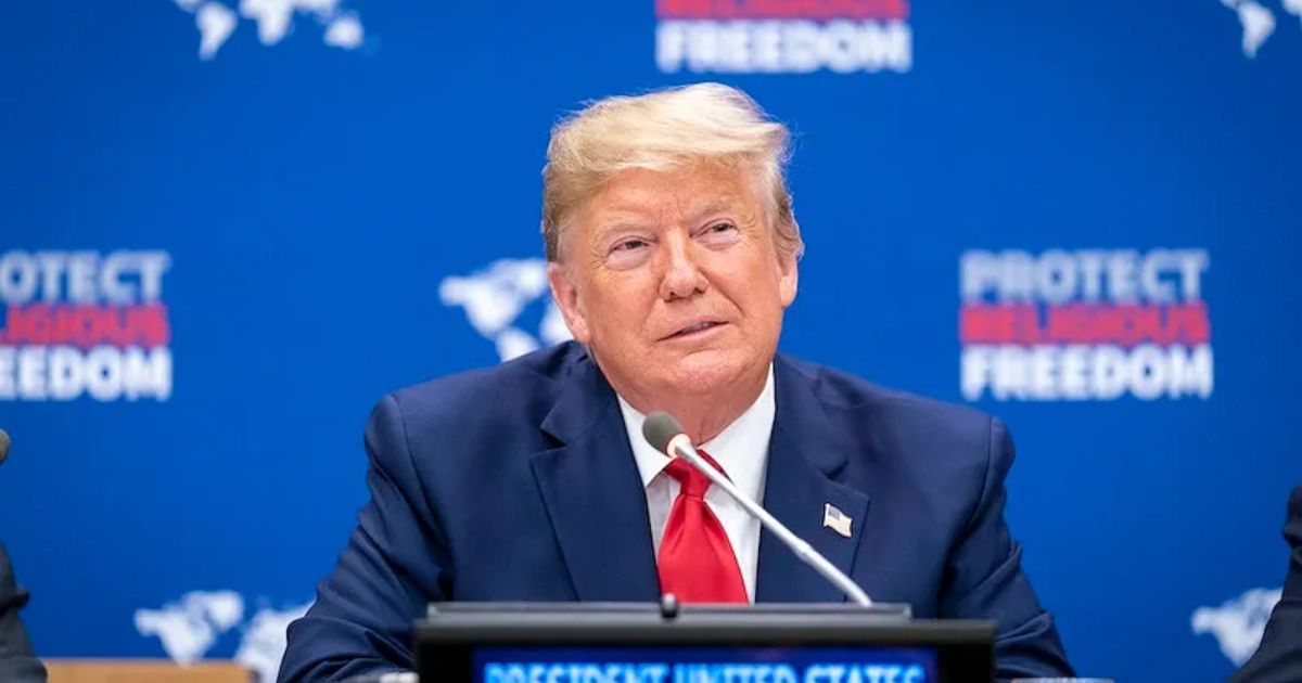 Weird marks on Trump's hands