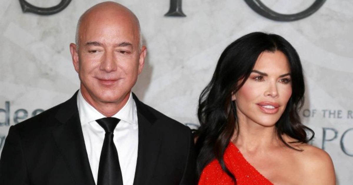 Celebs who are not Lauren Sanchez and Jeff Bezos fans