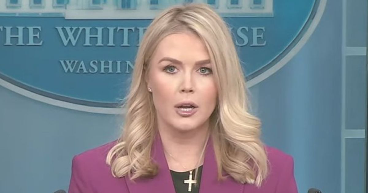 Karoline Leavitt seen without cross necklace