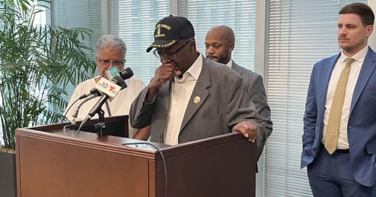 Pennsylvania Couple sues 2 Funeral homes