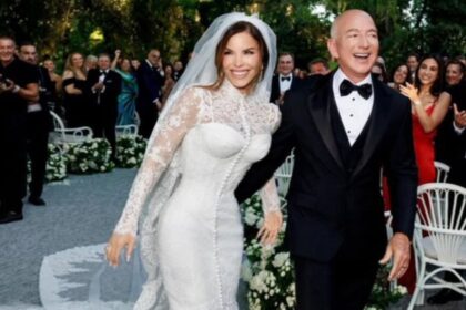 Lauren Sanchez's wedding ring