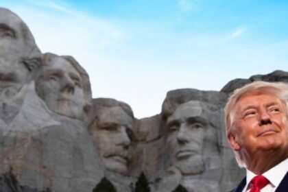 trump-mt rushmore