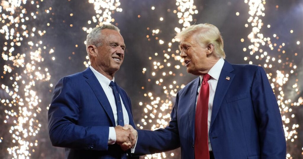 Donald Trump and RFK Jr. set to ban the COVID-19 vaccine
