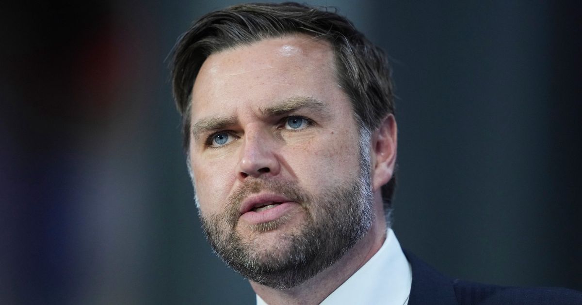 JD Vance photoshoped photo trolled by netizens