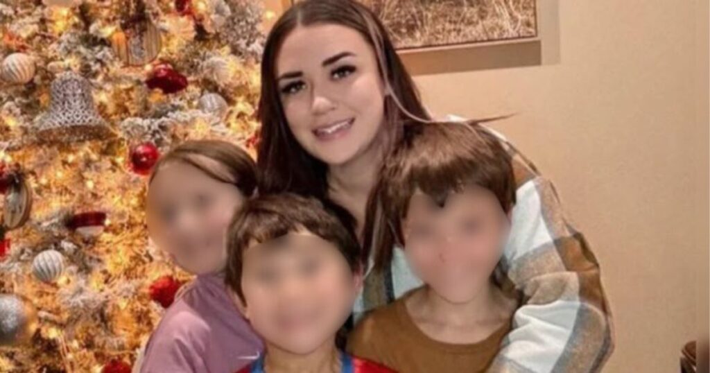 New Zealand Mom and 6-Year-Old Son Trapped in US ICE Detention