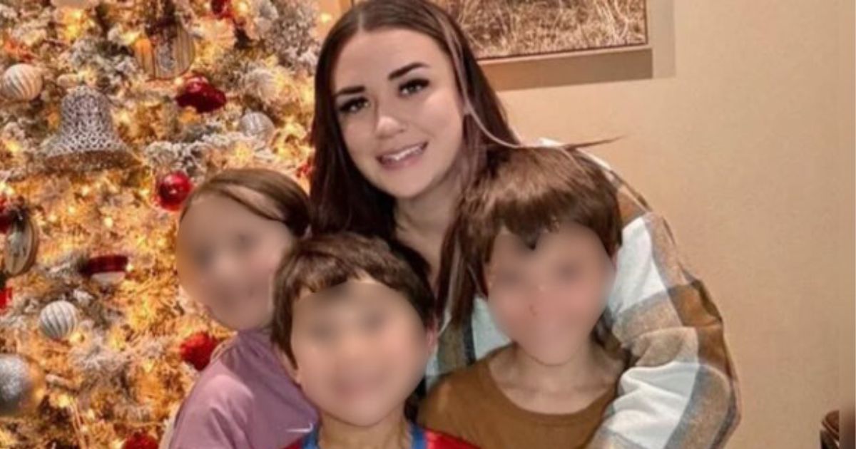 New Zealand Mom and 6-Year-Old Son Trapped in US ICE Detention