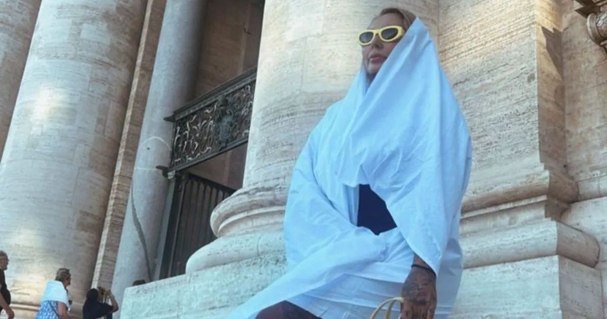 Woman forced to wear sheet at Vatican