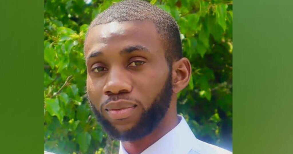 Black man Demartravion Reed