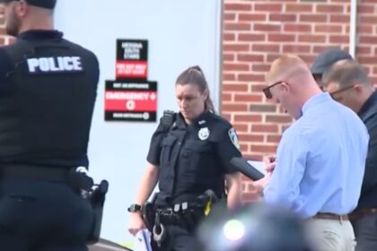 neighbors help move a dead body unknowingly