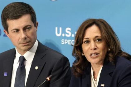 Pete Buttigieg (L), Kamala Harris (R)