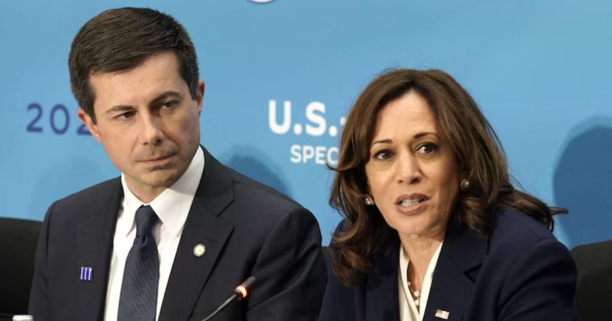 Pete Buttigieg (L), Kamala Harris (R)