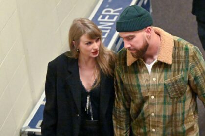 Taylor Swift and Travis Kelce (@kctammy2009|X).
