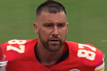 Travis Kelce unleashes his frustration on the Chiefs’ sideline during the Eagles clash.