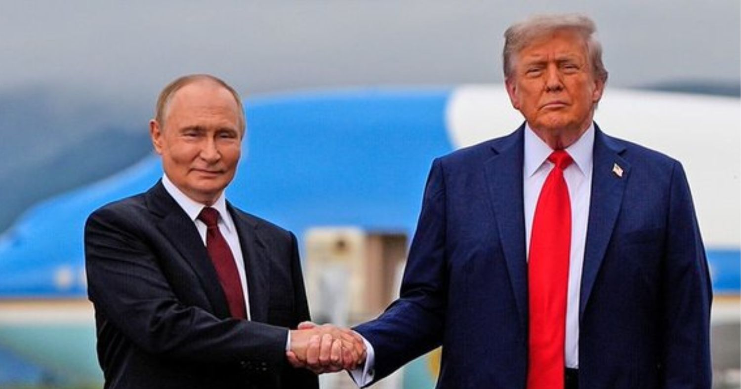 Donald Trump’s odd gift for Putin.