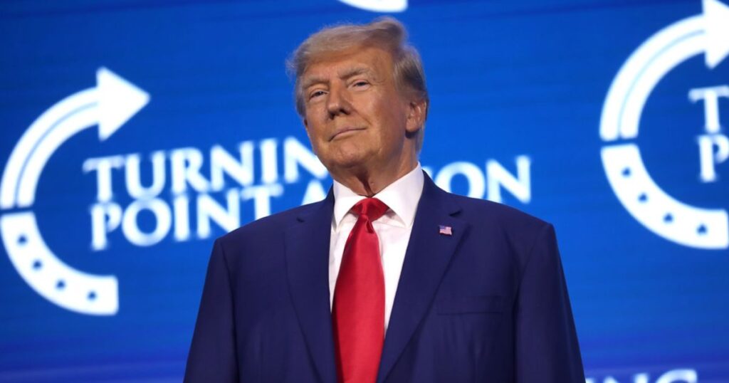 Donald Trump suffers from dementia?