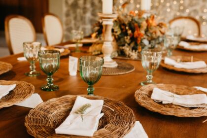 Reddit User Asked to Pay for Her Own Meal At Friends' Wedding