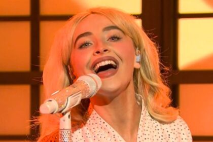 Sabrina Carpenter performing live on Saturday Night Live during her October 18, 2025, hosting debut
