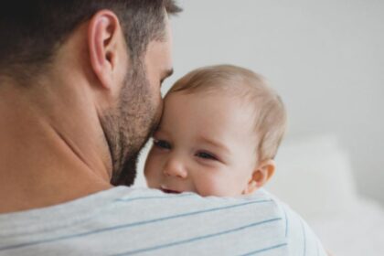 Unspoken struggles of parenthood military dad turns to Reddit after infant starts turning away from him. (Credits: via atozcomfort.com).