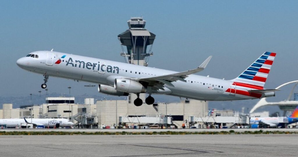 American Airlines flight forced to make emergency landing
