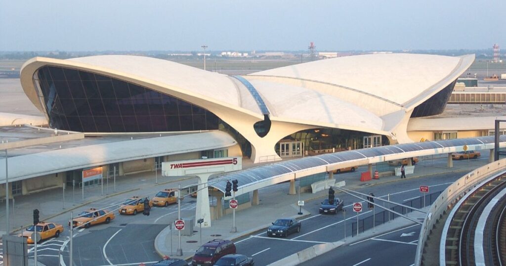 Shutdown’s month-mark sparks 40 airports with daily flight cancellations