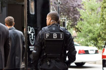 FBI calls out ICE agents to identify themselves amid threat of impersonators