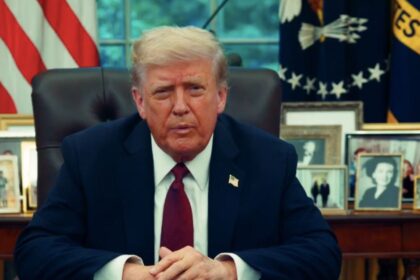 Viewers question Donald Trump’s posture while walking.