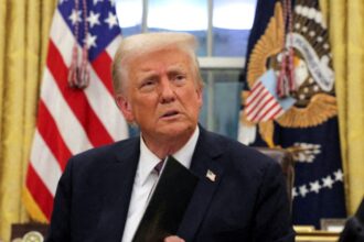 Donald Trump voter claims she regrets voting for him and his party after peak inflation crisis. (@NoLieWithBTC|X.com).