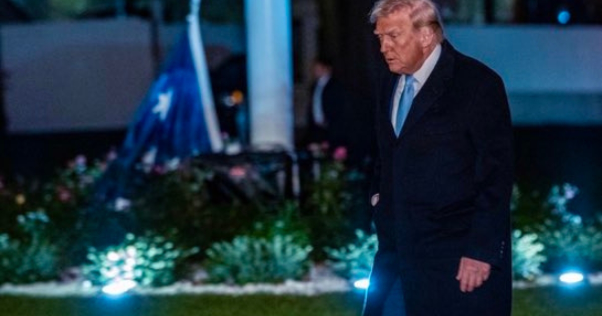 This photo of Trump is viral and how