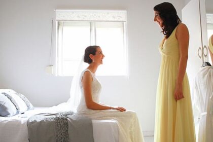 Reddit user faces backlash for admitting she wanted drama at her friend's wedding