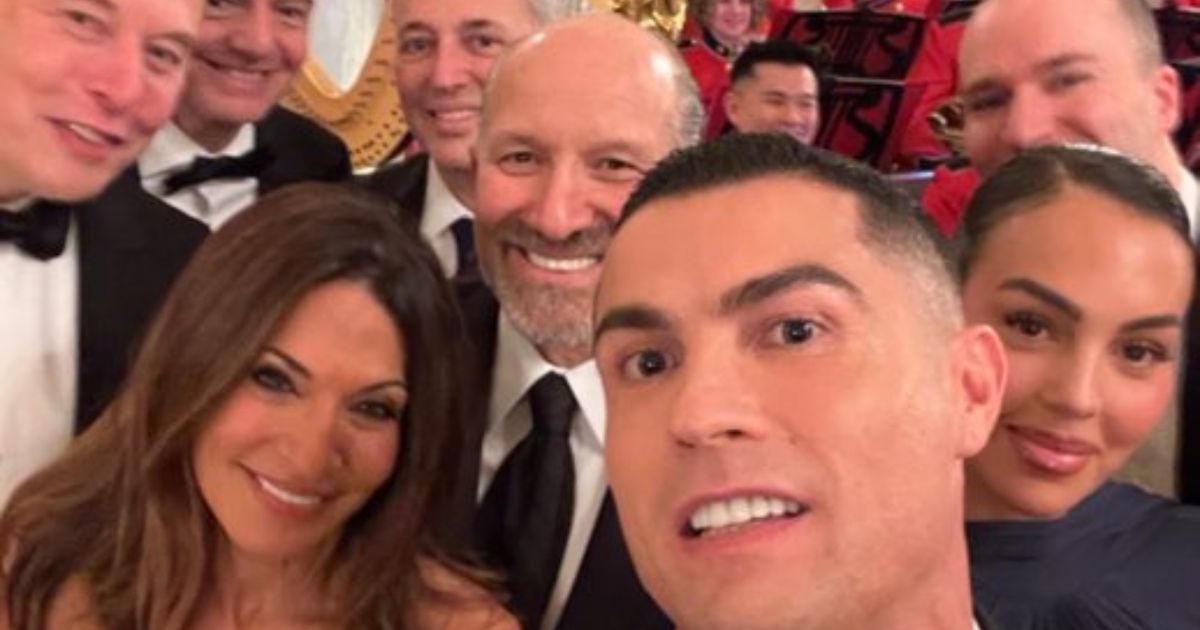 Ronaldo Clicking Selfie with other guests