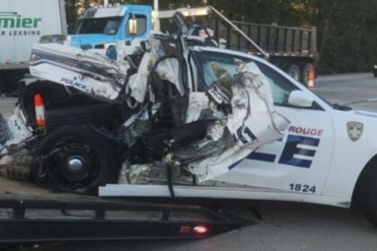 Texas police crash with minivan leaves two kids dead