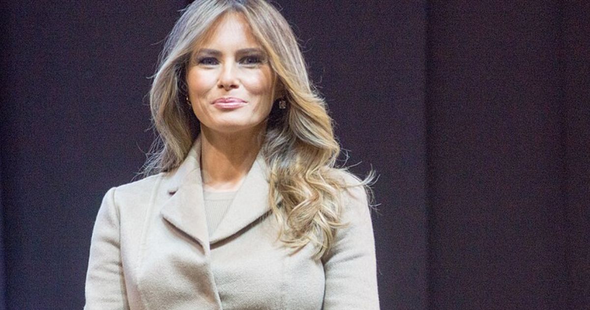 Melania’s Cheek “Folds” Reveal Her Real Mood at Festive Outing