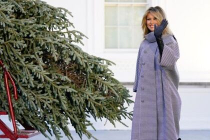 Melania Trump Christmas 2020